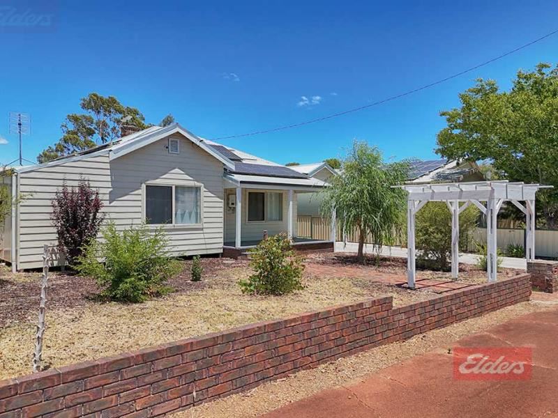 16 Hansard Street, Narrogin WA 6312