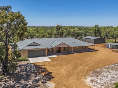 131 Chardonnay Drive, Lower Chittering WA 6084