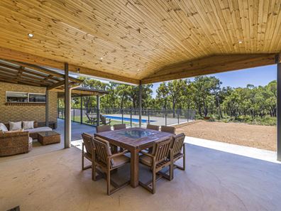 131 Chardonnay Drive, Lower Chittering WA 6084