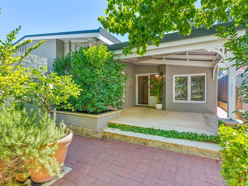 6 Australind Street, Swanbourne WA 6010