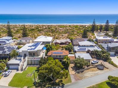 17 Indiana Parade, Singleton WA 6175