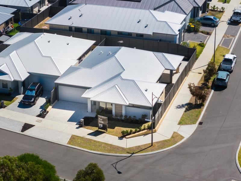 27 Coronado Way, Madora Bay