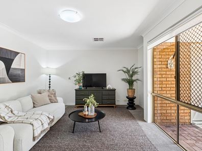 3/4-8 Sandhurst Road, Dianella WA 6059