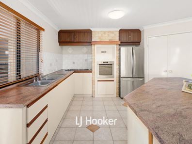 7 Hargreaves Street, Collie WA 6225