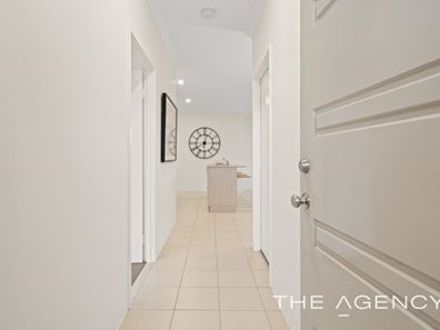 13/10 Cordovan Parkway, Aveley WA 6069