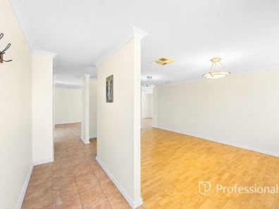 6 Malachite Drive, Australind WA 6233
