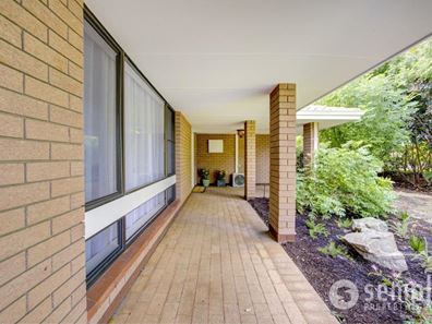 10 Leake Street, Forrestdale WA 6112