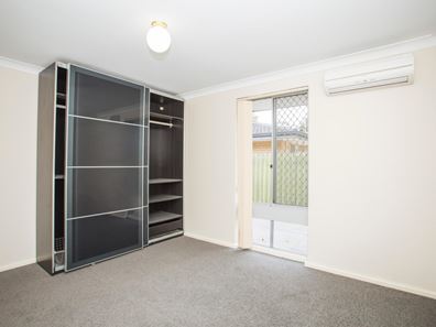 12 Connell Way, Girrawheen WA 6064