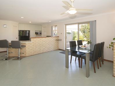 81 Clydebank Avenue, West Busselton WA 6280