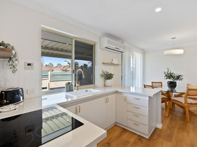 3/4 Callander Avenue, Kinross WA 6028