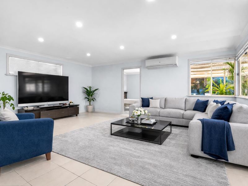 43 Marangaroo Drive, Marangaroo WA 6064