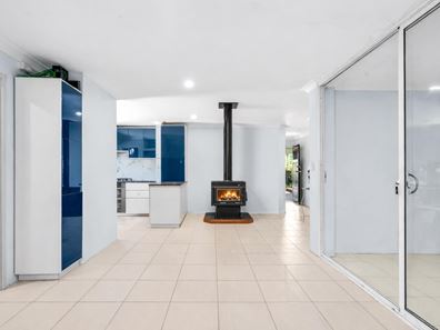43 Marangaroo Drive, Marangaroo WA 6064