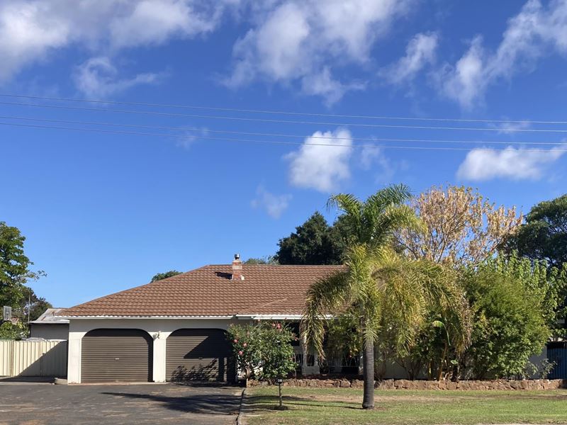 42 Strelly Street, Busselton WA 6280
