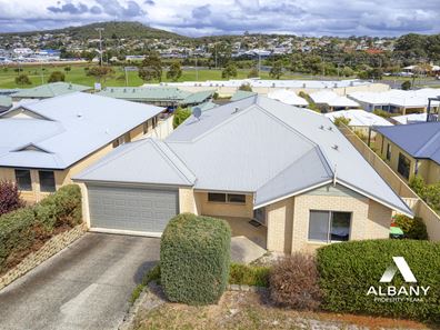 21 Ardeana Crescent, Yakamia WA 6330
