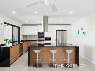 32 Ranford Way, Hillarys WA 6025