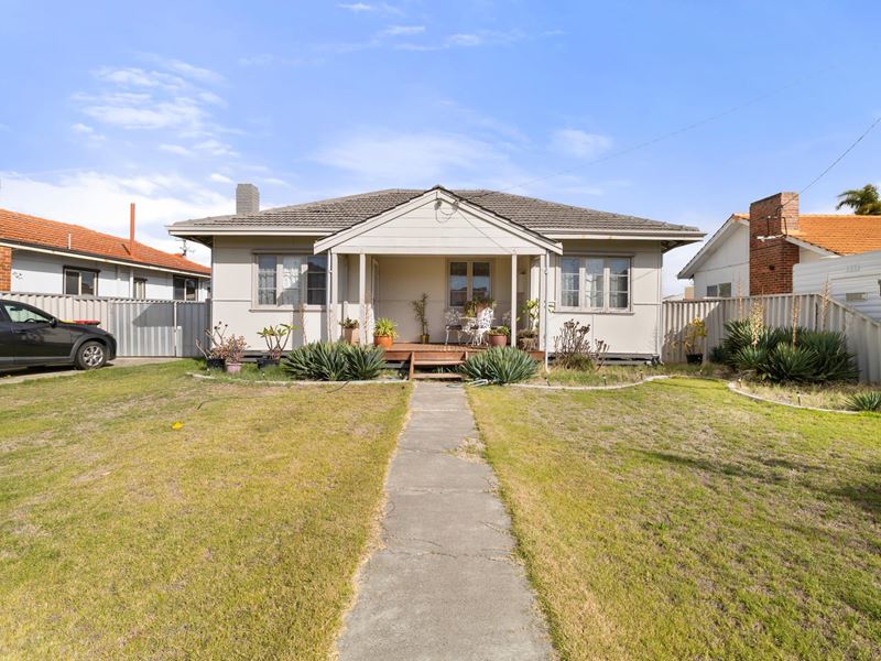 13 Dyinda Street, Carey Park WA 6230