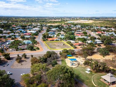 6 Cedar Crescent, Strathalbyn WA 6530
