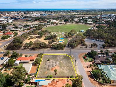 6 Cedar Crescent, Strathalbyn WA 6530