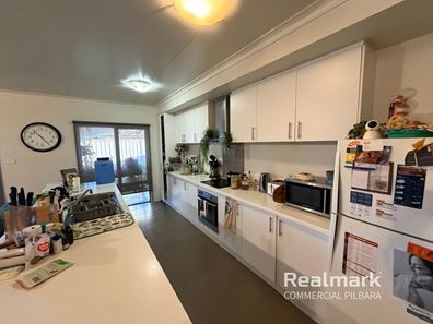 27 Bubbacurry Loop, Newman WA 6753