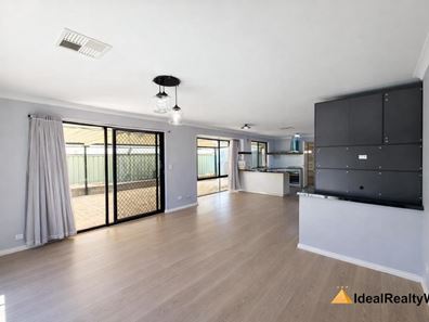 2 Beswick Gardens, Atwell WA 6164