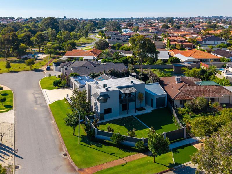 30 Landrail Road, Stirling WA 6021
