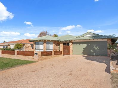 74 Triton Avenue, Waikiki WA 6169