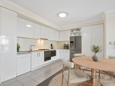 Unit 206/25 Malata Crescent, Success WA 6164