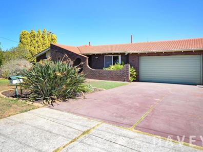 18 Beckington Way, Karrinyup WA 6018