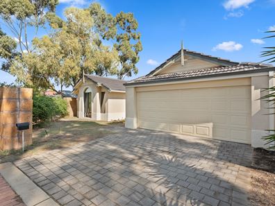 8 Abbott Brace, Baldivis WA 6171