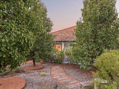 17 Surrey Road, Rivervale WA 6103