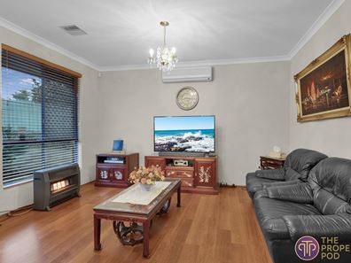7 Rodgers Close, Forrestfield WA 6058