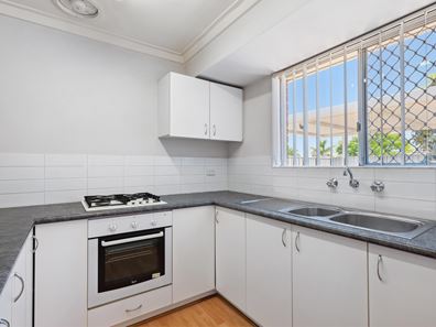 38 Morgan Way, Girrawheen WA 6064