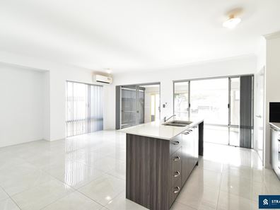 77 Crandon Street, Gosnells WA 6110