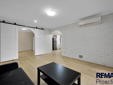 291A Wharf Street, Queens Park WA 6107