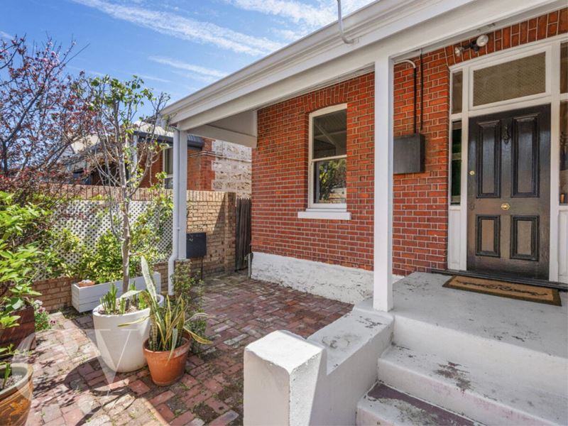 32 Tydeman Road, North Fremantle WA 6159