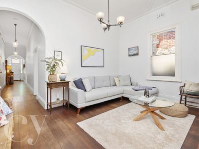 32 Tydeman Road, North Fremantle WA 6159