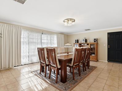 23 St Raphael  Crescent, Port Kennedy WA 6172