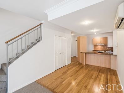 14/2 Agnew Way, Subiaco WA 6008