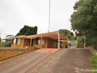 15 Jade Street, Mount Richon WA 6112