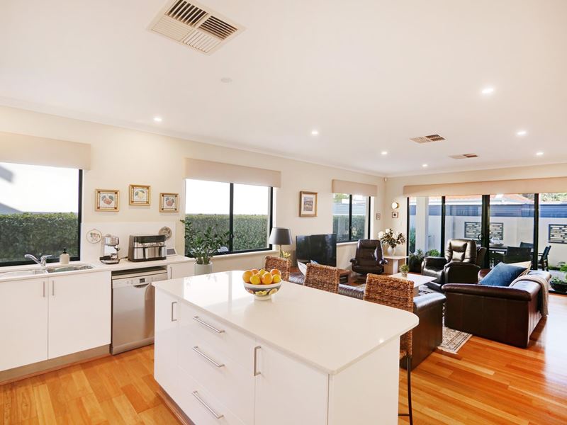 216 Northstead Street, Scarborough