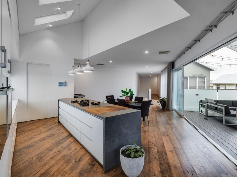 20 Maldives Drive, Hillarys