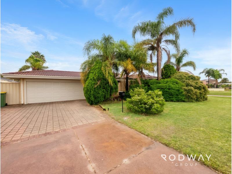 13 St Andrews Loop, Cooloongup WA 6168