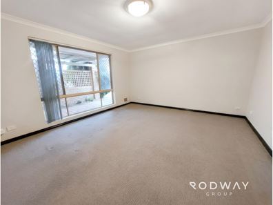 13 St Andrews Loop, Cooloongup WA 6168