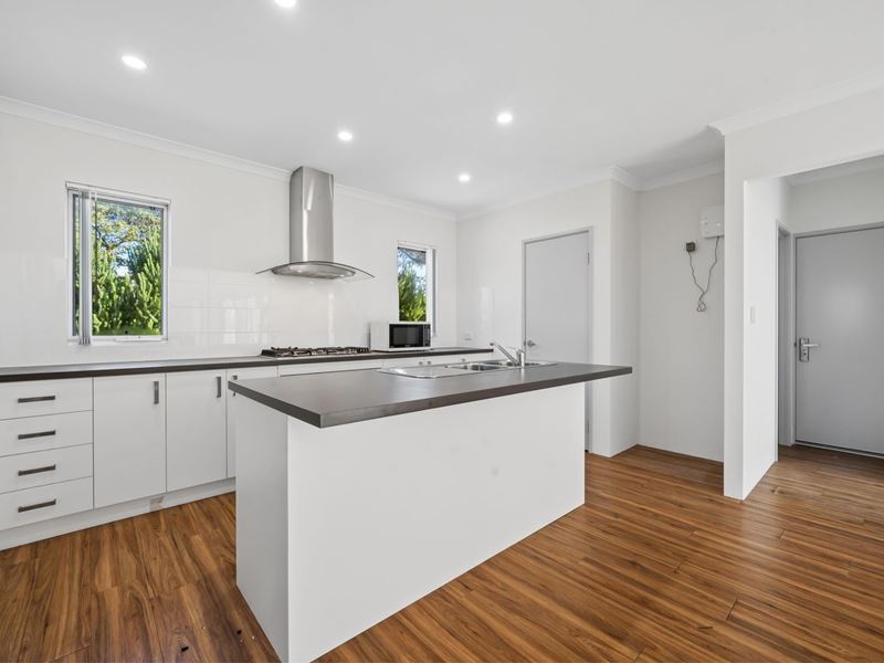 51A Gaebler Road, Hammond Park WA 6164
