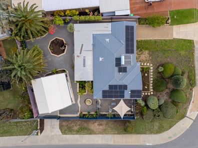 1 Beermullah Way, Waikiki WA 6169