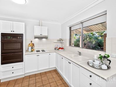 26 Ayton Way, Duncraig WA 6023