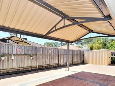 4 Granada Way, Ellenbrook WA 6069