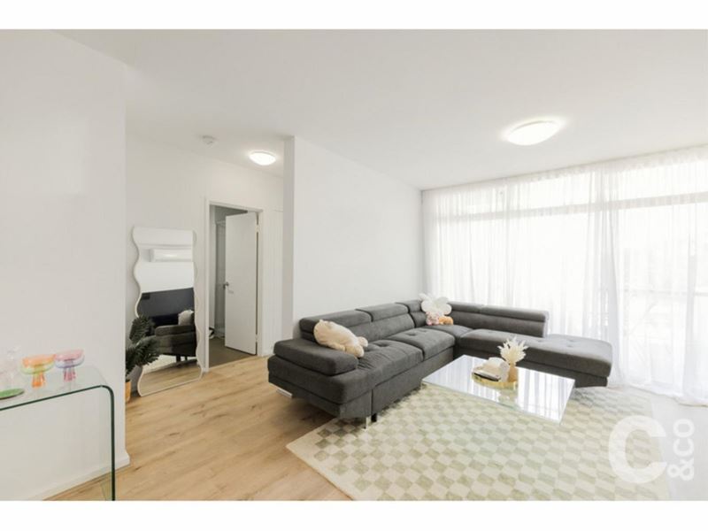 210/50 Pimlico Crescent, Wellard WA 6170