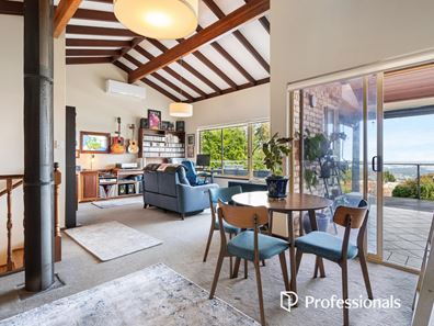 6 Seaview Terrace, Kalamunda WA 6076