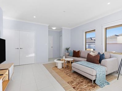 14 Roundwood Circuit, Ridgewood WA 6030